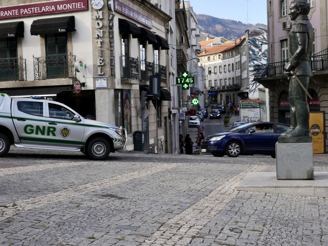 3FB4A5F3-E6EB-45A1-86B1-EF0CA4D52172