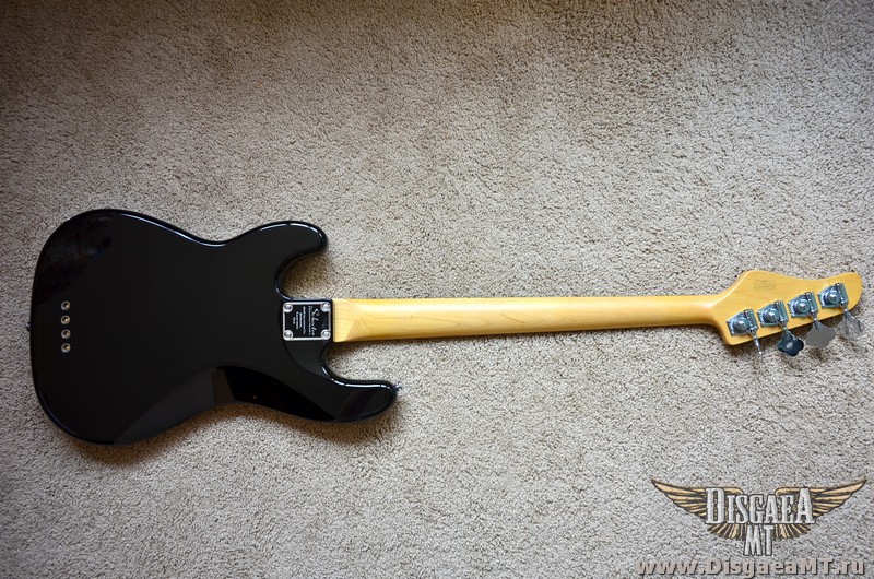 Schecter_Diamond_P-Custom_4_1-BLK_019