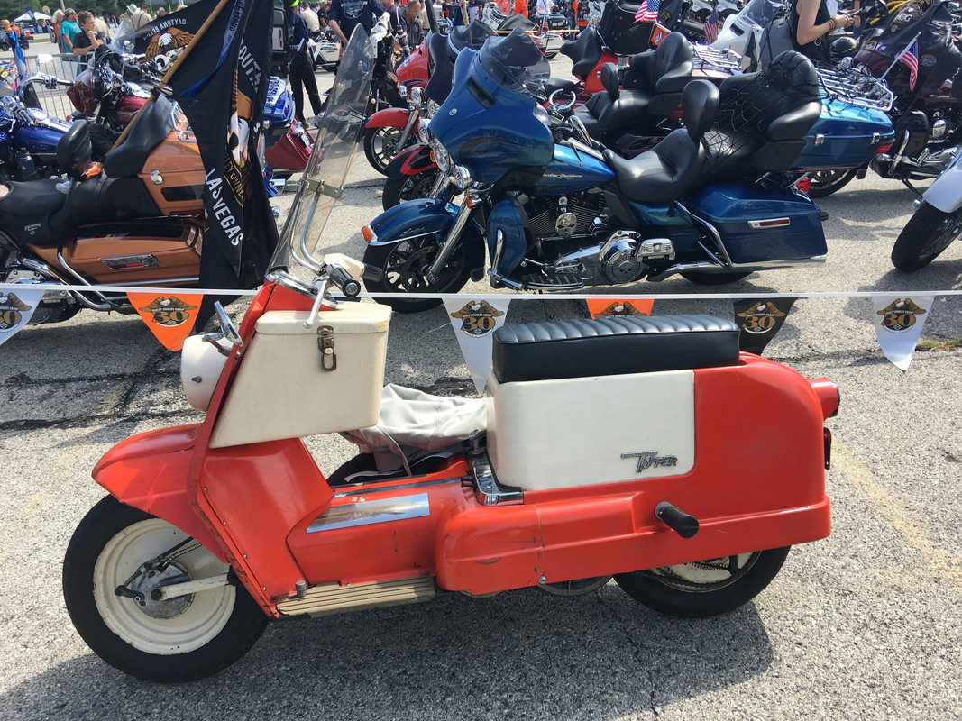 E8700065-E0A9-4001-9B48-802FDA5CC4D2