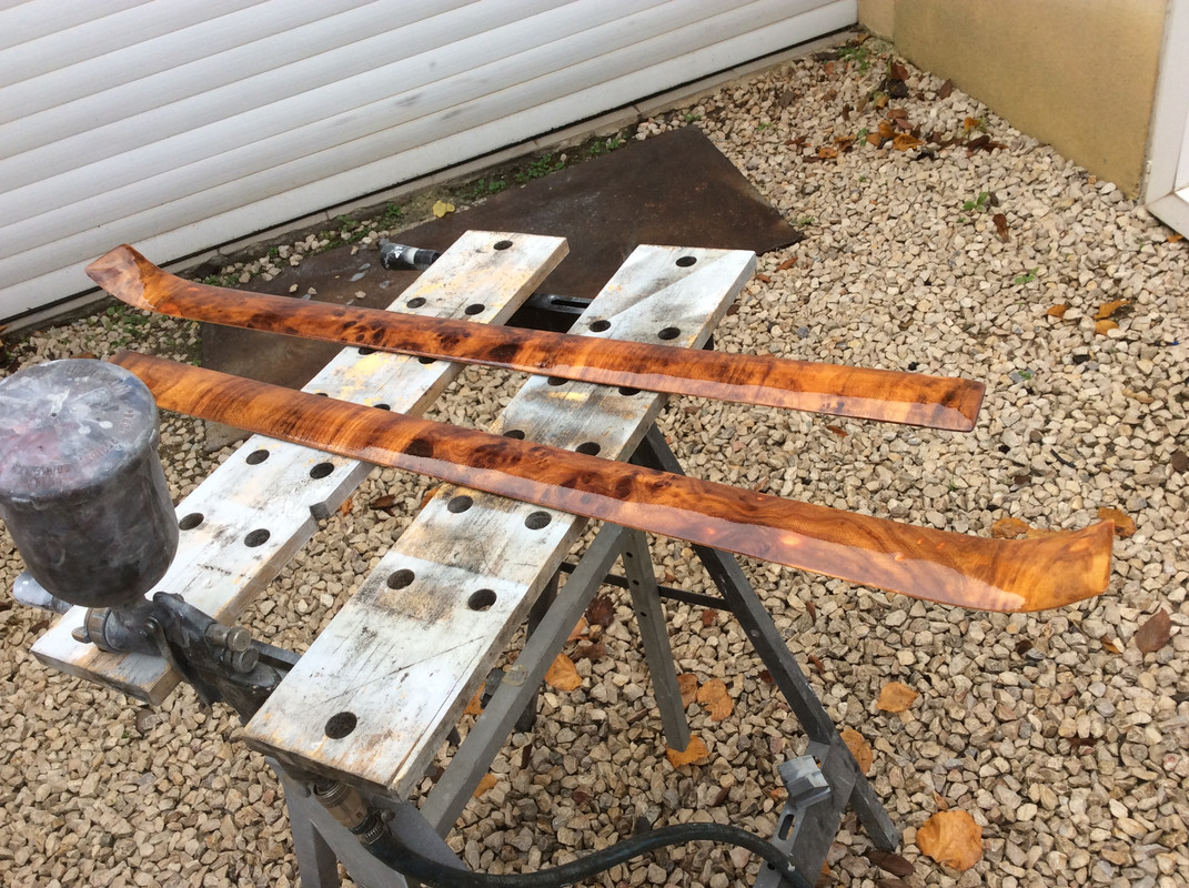 E00B7EF5-9909-4636-85F1-EA4C2058A4C1