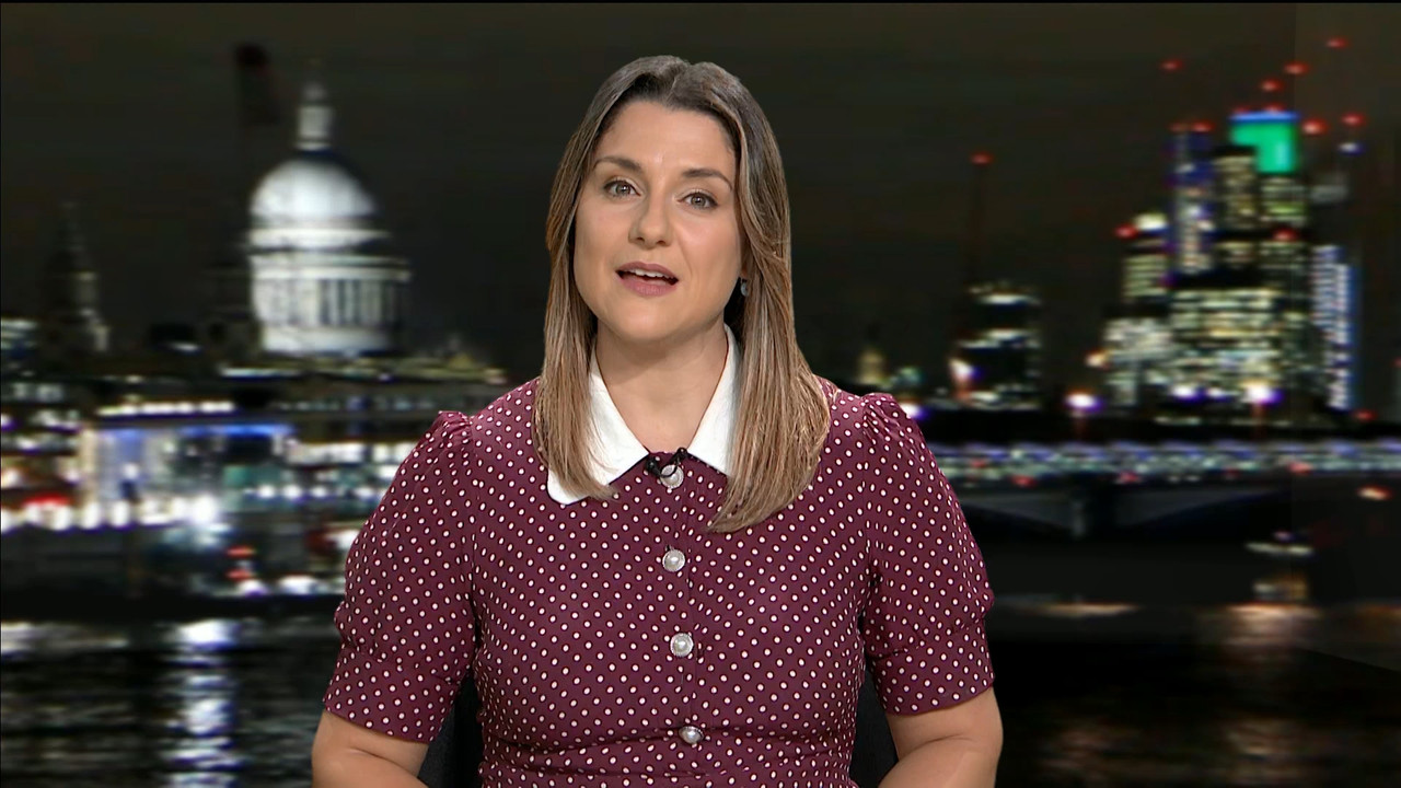 ITV News London_20231117_23002315.ts_snapshot_08.32.911