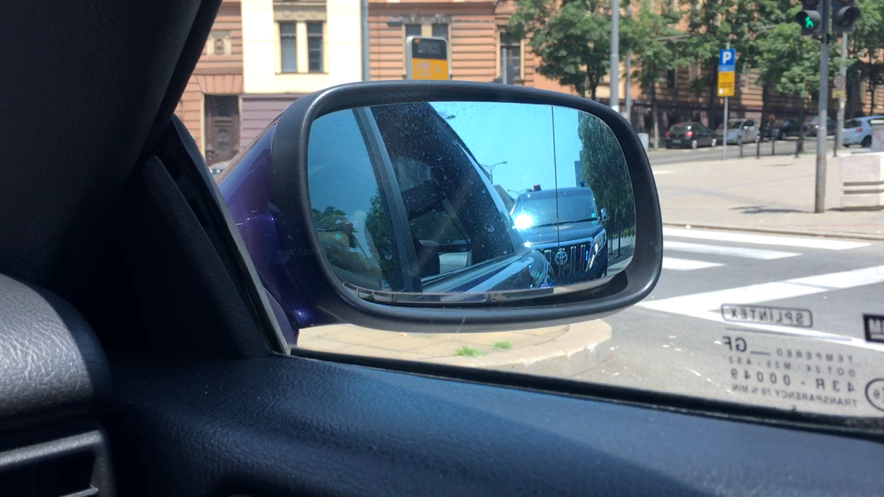 88D1B780-FB11-46C0-874F-17FDDEBDCC2E