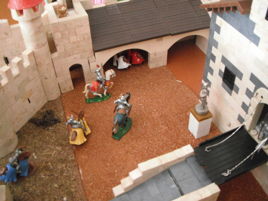El Castillo de las Dos Puertas - Detalle de los 