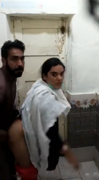 Pakistani Couple Fucking Hidden Cam Sex Record Pakistani Couple Fucking Hidden Cam Sex Record