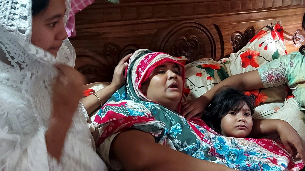 ‘আমাদেরও মেরে ফেলুক, স্বামীকে ছাড়া দুই মেয়ে নিয়ে কীভাবে বাঁচব’