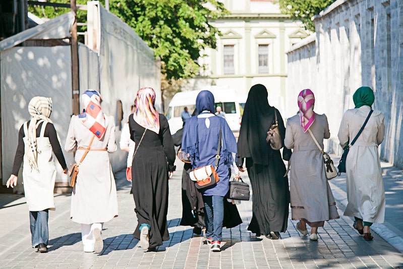 C:\Users\lenovo\Pictures\Saved Pictures\muslim woman\9007039582_8ae2b0e874_c.jpg