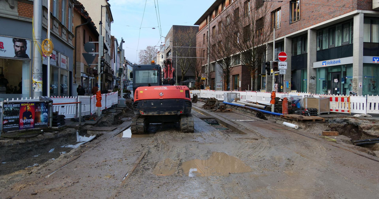 [Bild: 291125-103758-327b.jpg]