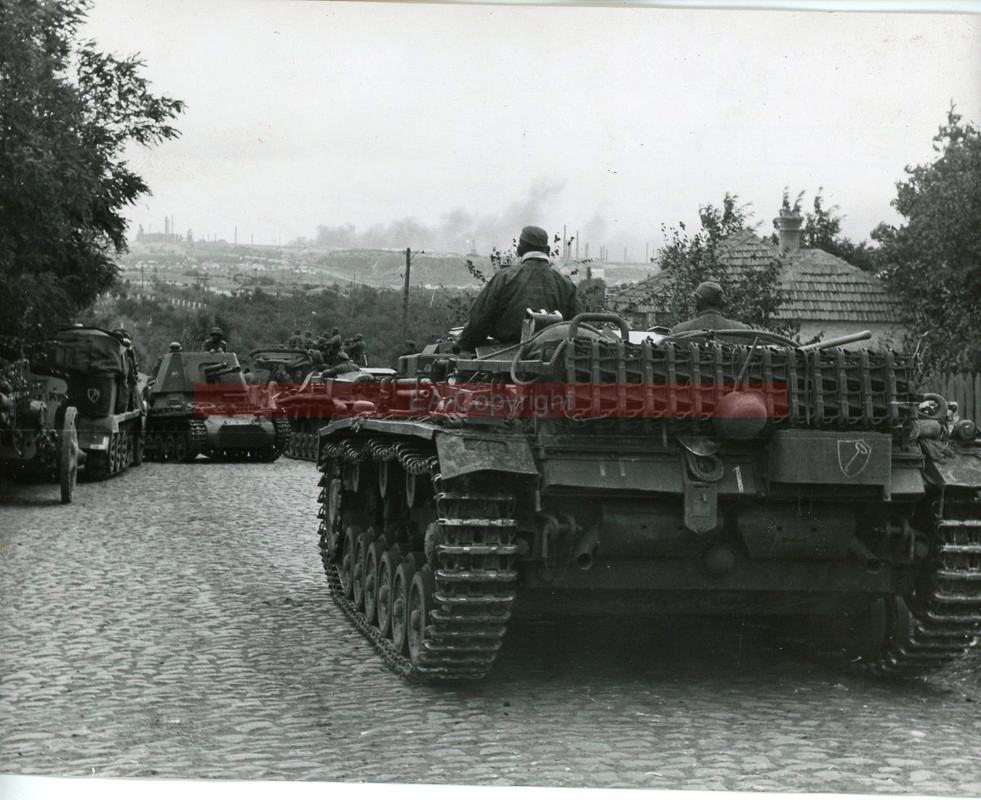 Panzer 4,7 Cm Selbstfahrlafette StuG Sturmgeschü