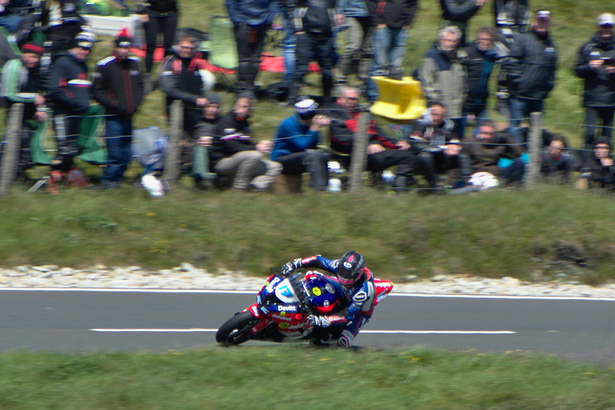 Vmax Tour 2019 au TT à l'île de Man R-DSC9010
