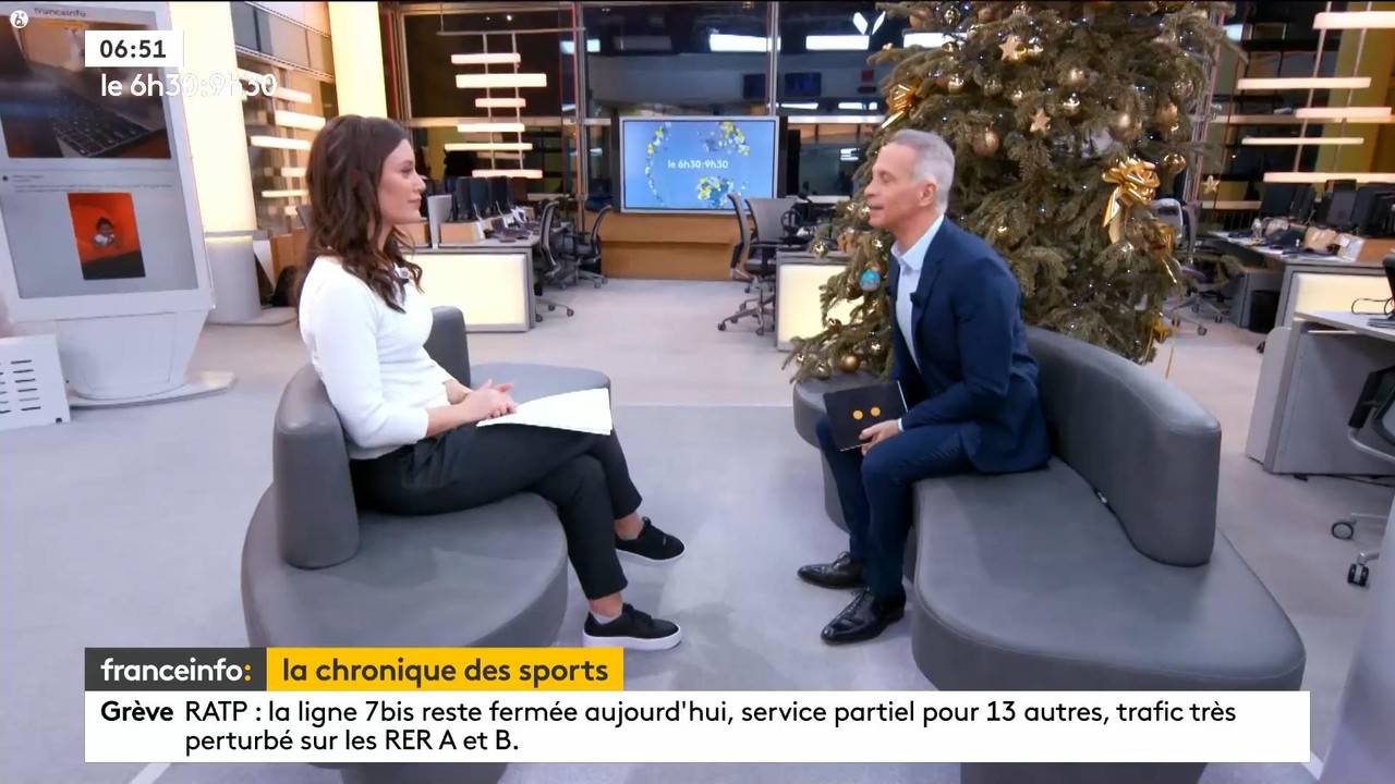 03 January - 05.29.00 - Le 6h30 9h30. Entre JT, chroniques, invi