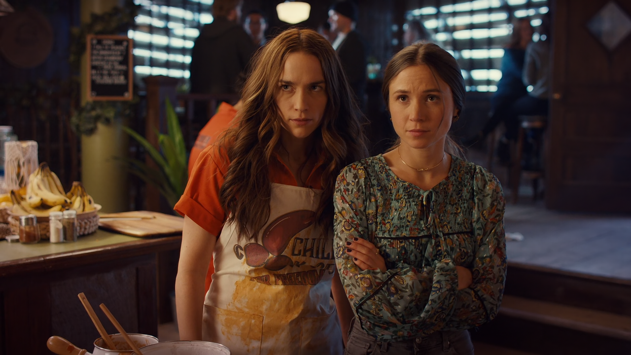 Wynonna.Earp.S04E03.Look.at.Them.Beans.1080p.10bit.AMZN.WEB-DL.AAC5.1.HEVC-Vyndros.mkv_snapshot_25.1