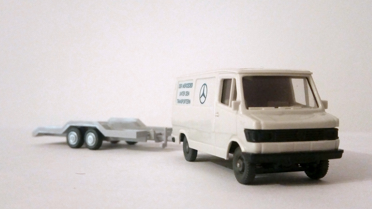 Macht (7906)