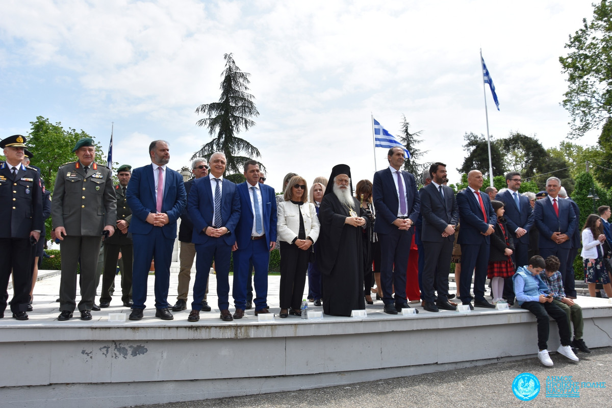 κορύφωση ολοκαυτώματος (4)