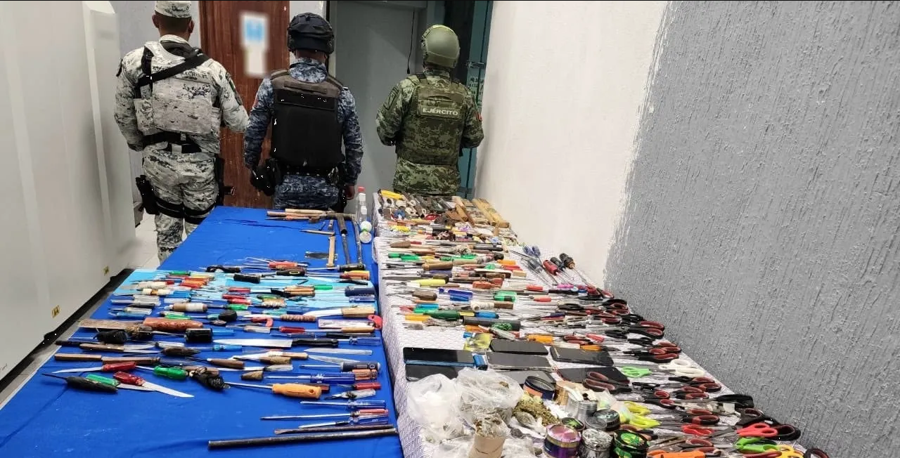 Catean Ceresos en Hidalgo; hallan drogas, armas y hasta martillos