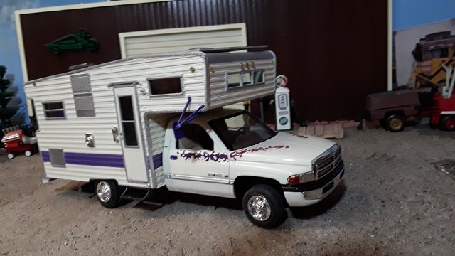 ram-motorhome-4.jpg