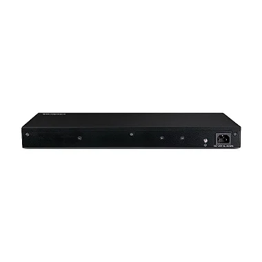 Switch Intelbras S3028G-PB Lite em um ambiente de rack, destacando sua integração profissional.