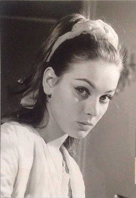 genevieve_grad_a41