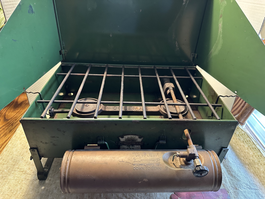 7E50D964-5513-4E1D-B195-DAF04E96A2A8