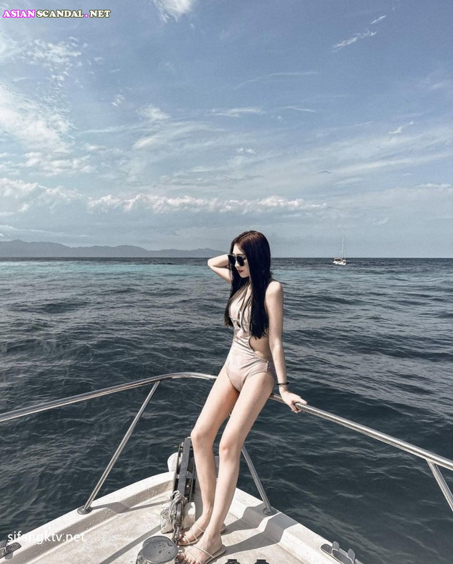 High-End-Leaks-Sexvideo des schönen Models Hu Xiaoyou vom Shenzhen Yacht Club