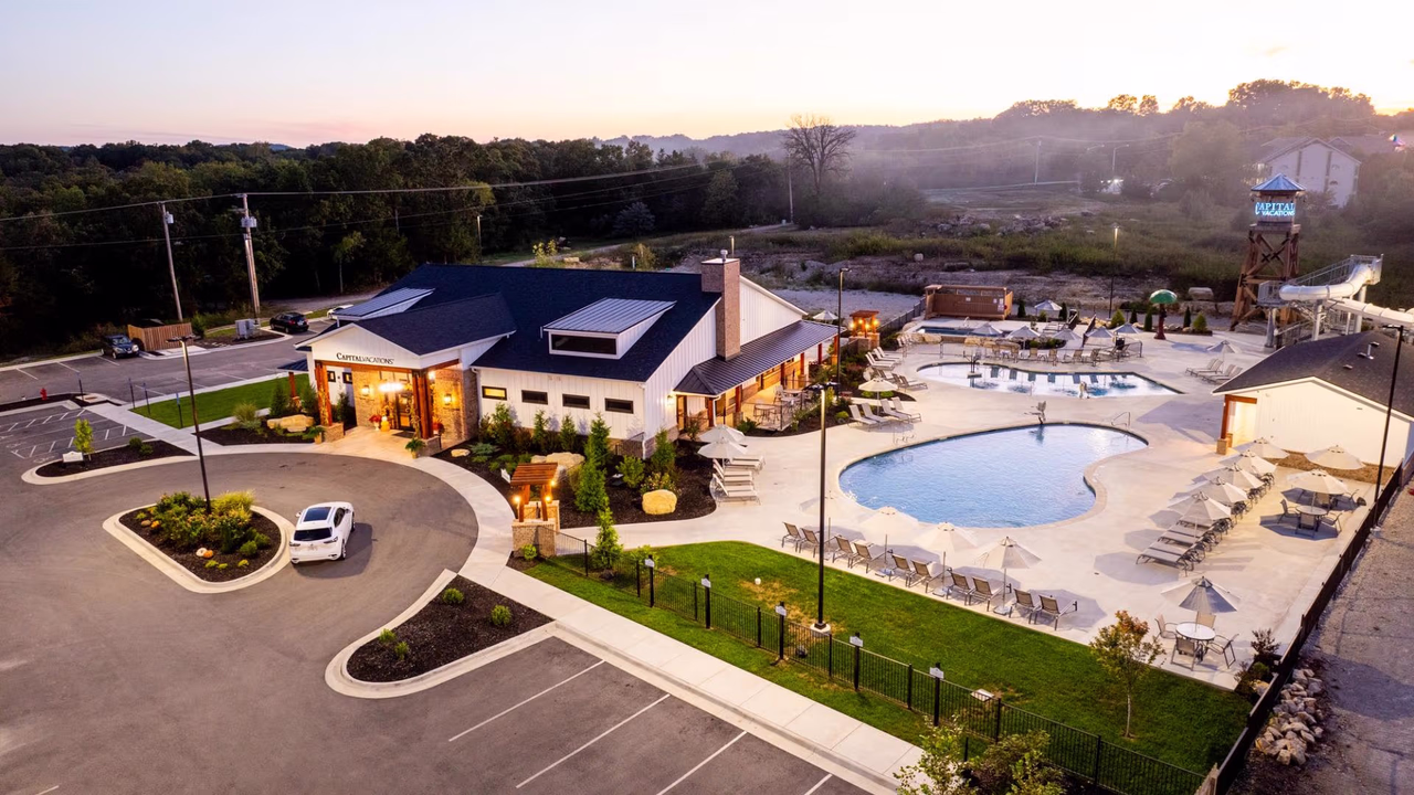 Grand Crowne Resort interior