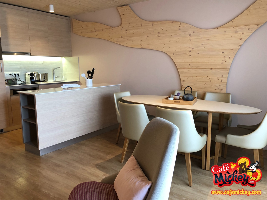 1AED0D38-E007-43B9-A9D1-69C5CFDA1AB7