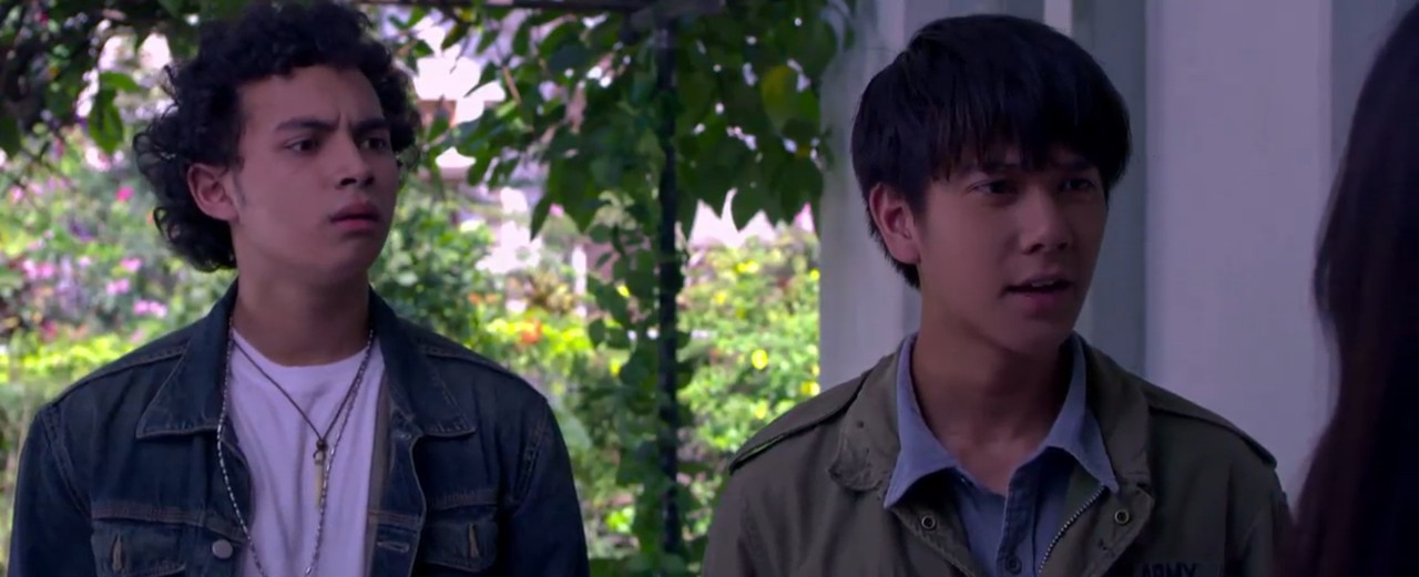 Dilan 1990 Movie Screenshot