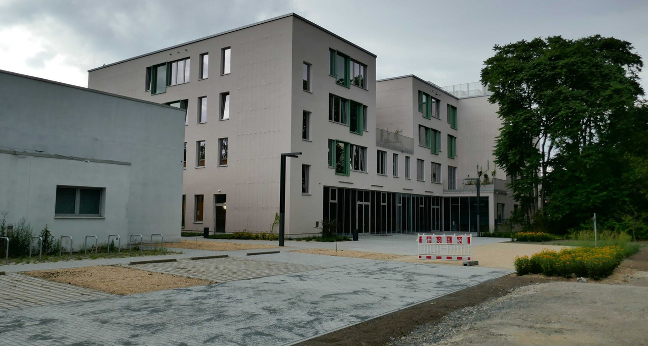 Bild: https://i.postimg.cc/rmZx8Q1p/P1220149.jpg
