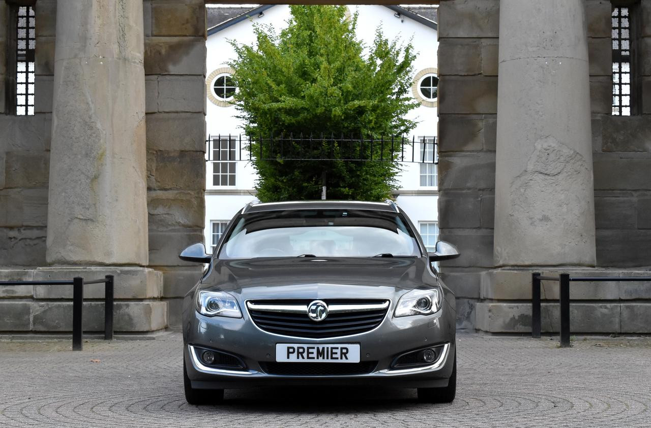 2016 66 VAUXHALL INSIGNIA 14