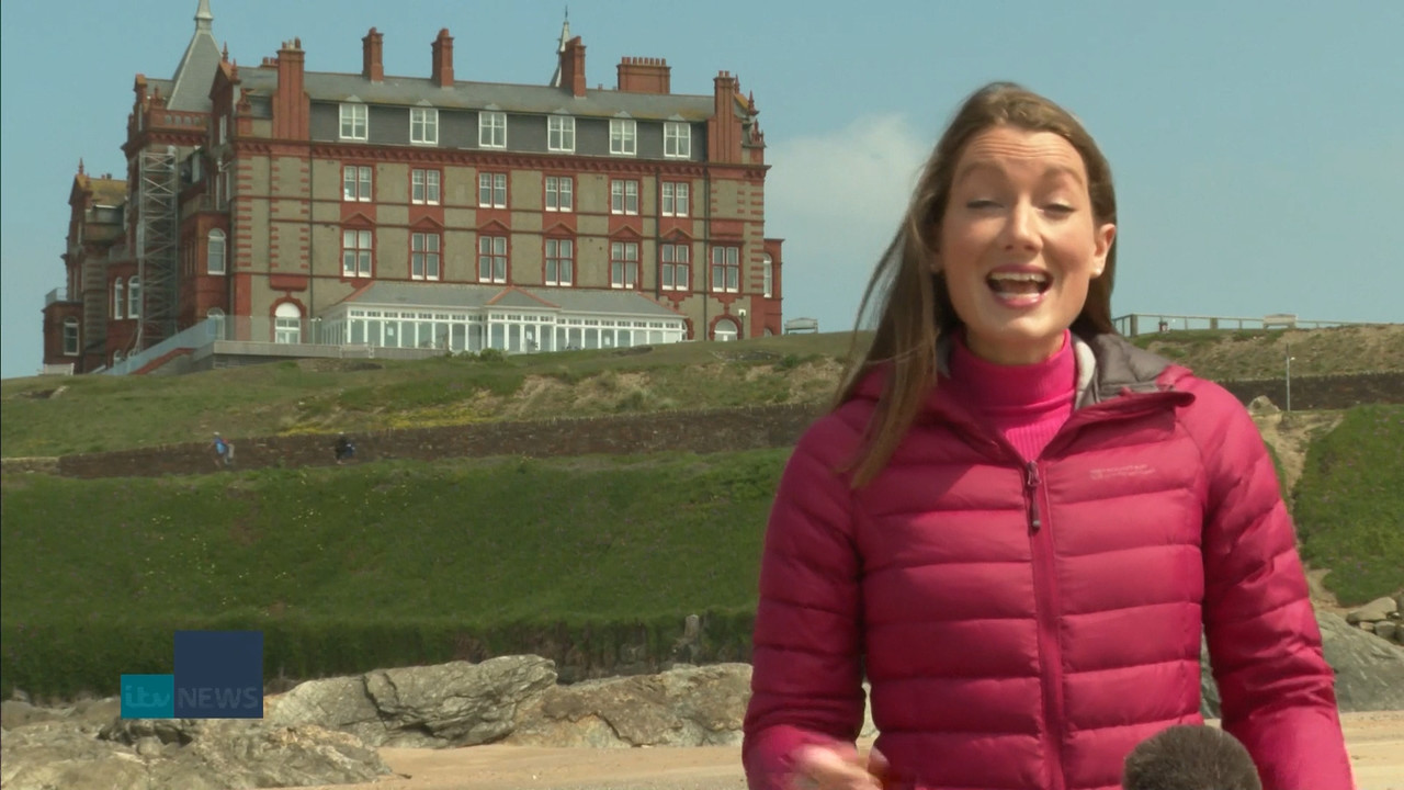 07 May - 18.00.00 - ITV News London. The latest news in London and the....ts_snapshot_09.42_[2020.05