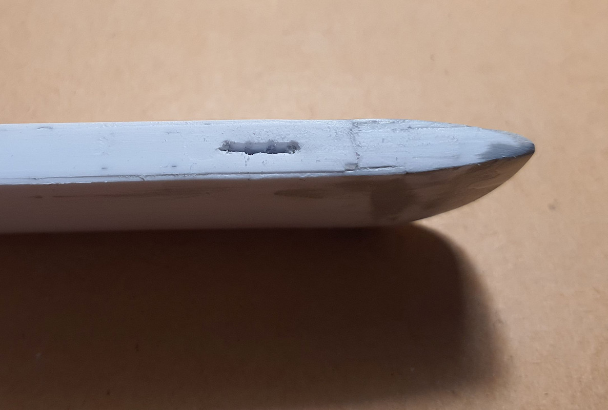 040 Hinge slot