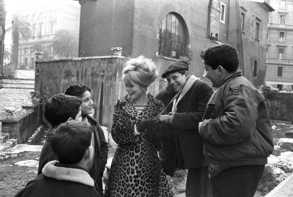 catherine_deneuve_me04