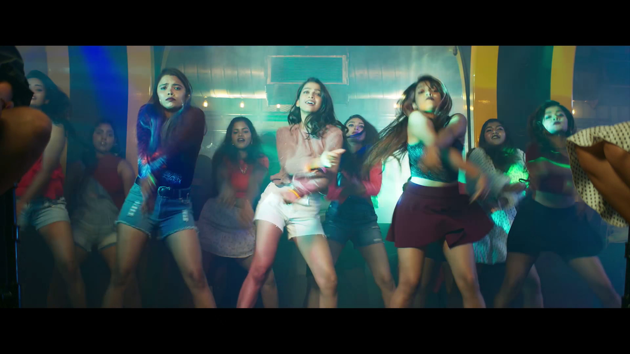 vlcsnap-2023-12-18-00h37m33s874