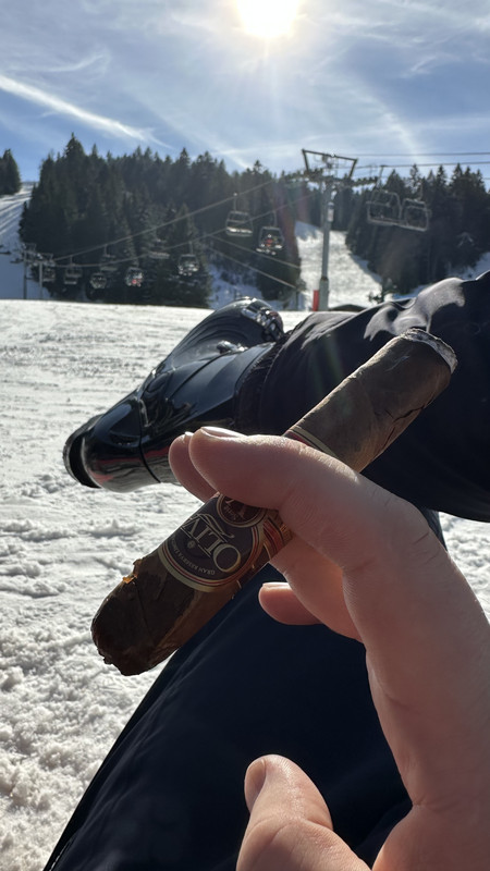 741ECC1B-943F-455C-B21F-03DA5FAB3A98