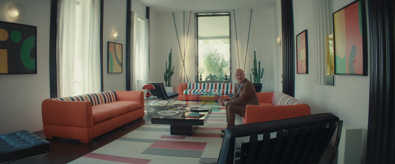 vlcsnap-2025-03-09-18h44m23s677