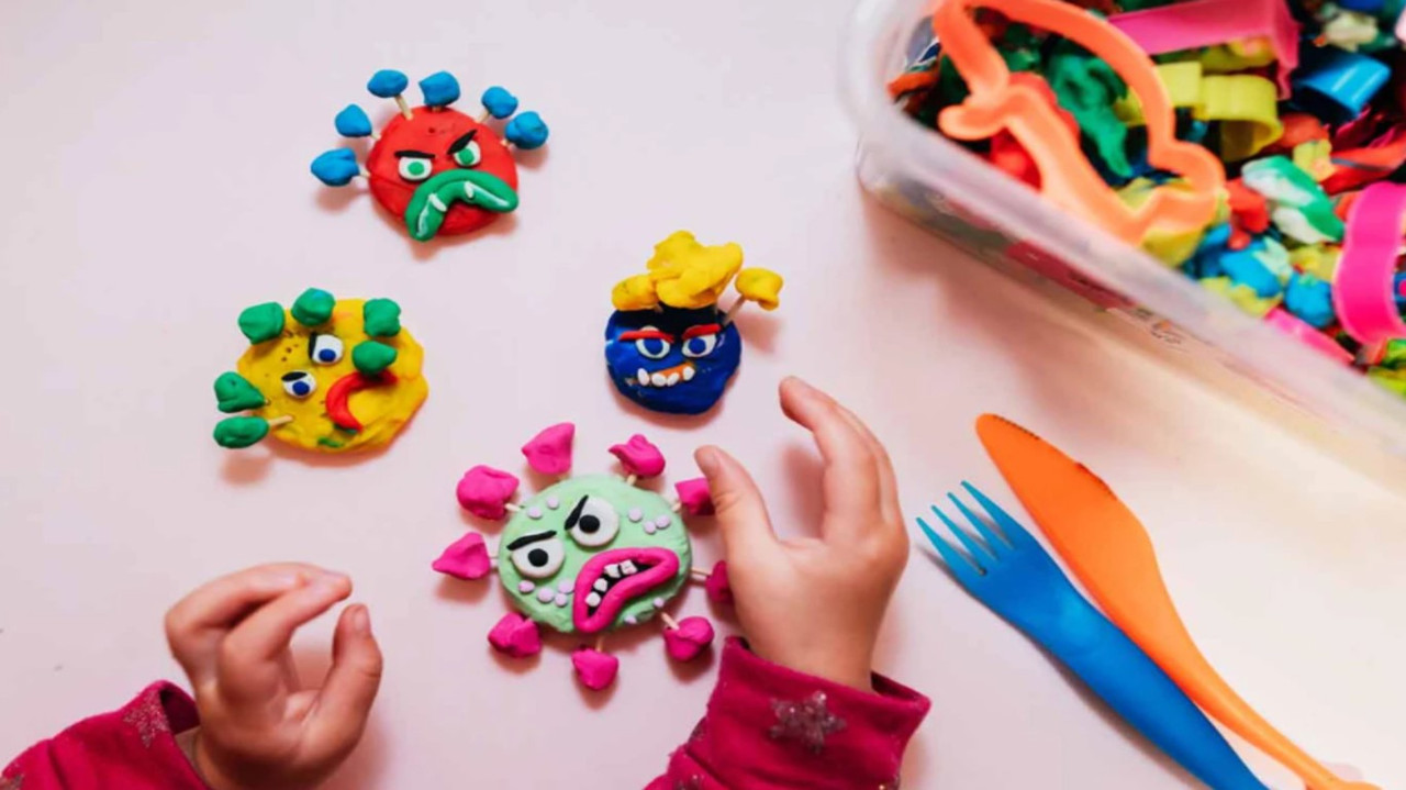 Niños desarrollan el doble de anticuerpos contra COVID-19 tras contagio, estudio
