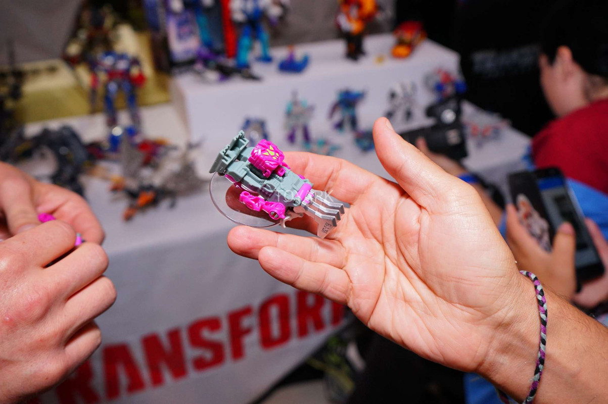 SDCC-2017-Hasbro-Transformers-Thurs-075