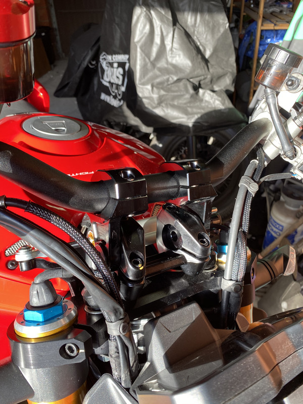 BF0FFB1C-45EB-4FF9-9385-D9079F0236F2