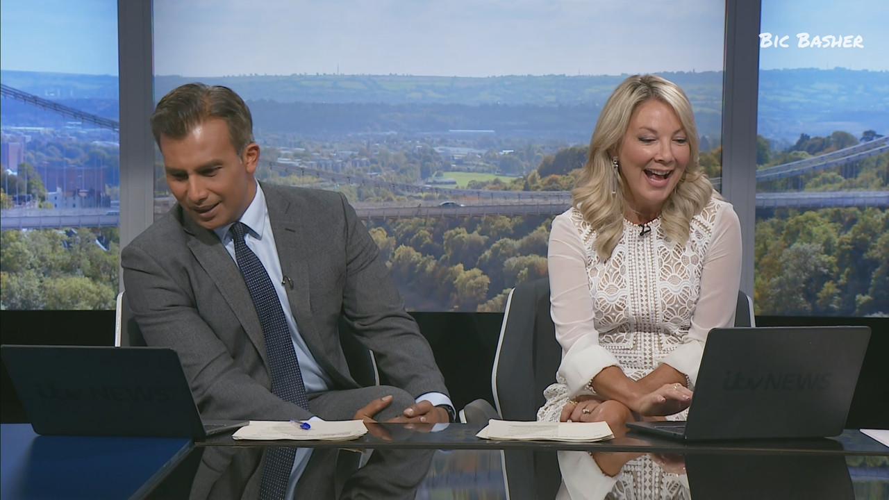 09.04 - 18.00.01 - ITV News West Country. Breaking news and current s....ts_snapshot_25.04.073