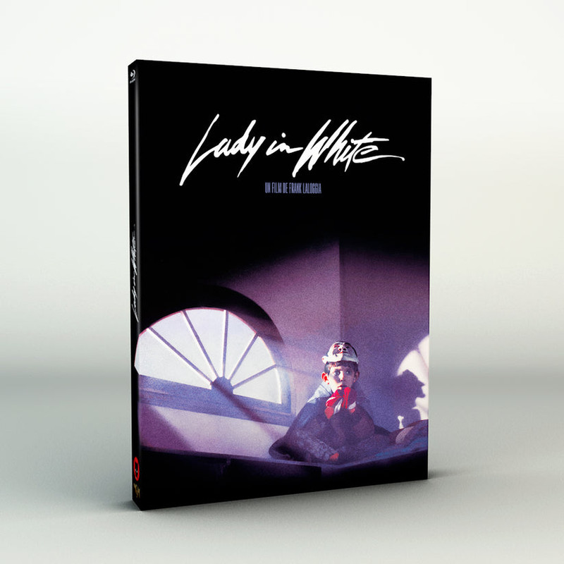 LADY-IN-WHITE---3D-SIMPLE0001_0001