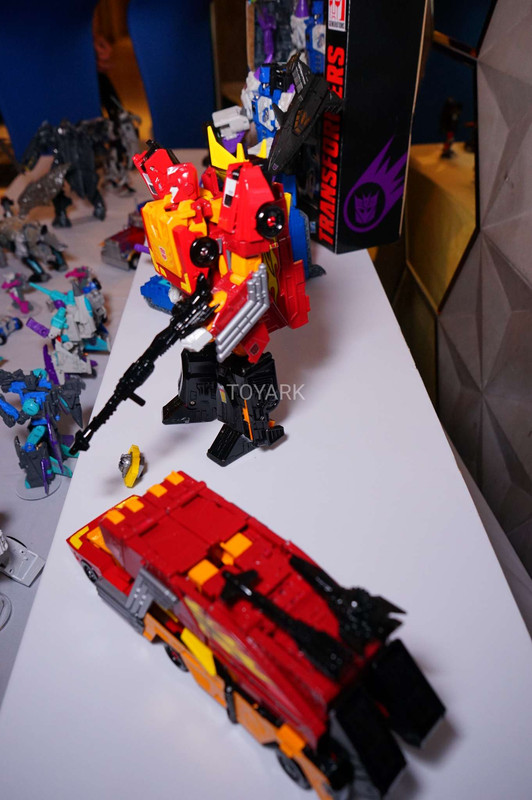 SDCC-2017-Hasbro-Transformers-Thurs-019