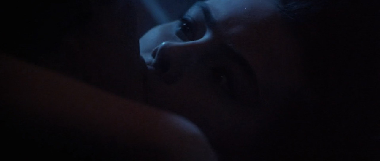 FUERZA SINIESTRA.mkv_snapshot_01.25.53.910