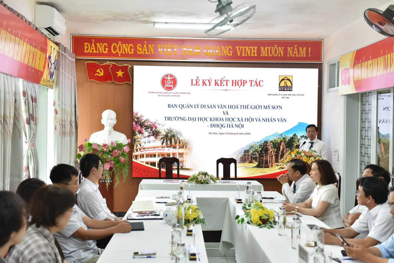 GS.TS. Hoàng Anh Tuấn phát biểu