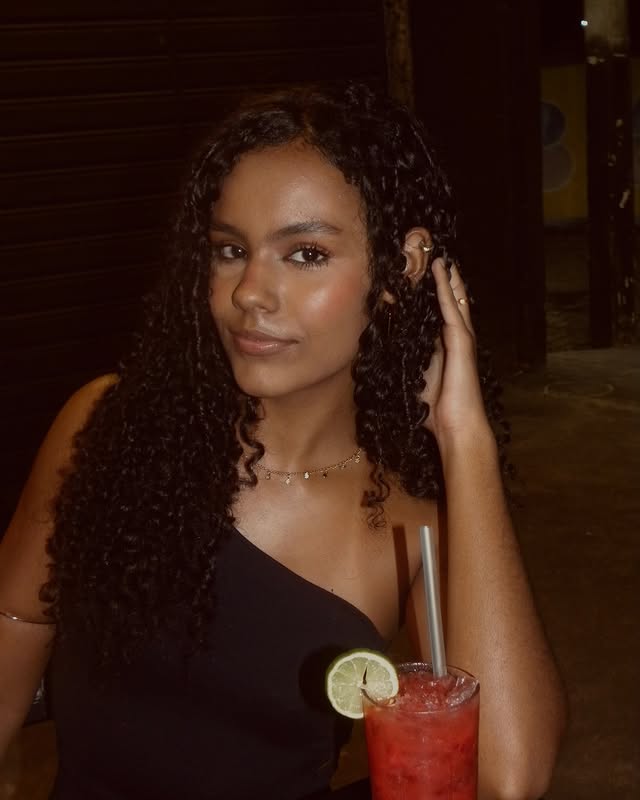 Imagem de Lara Assis