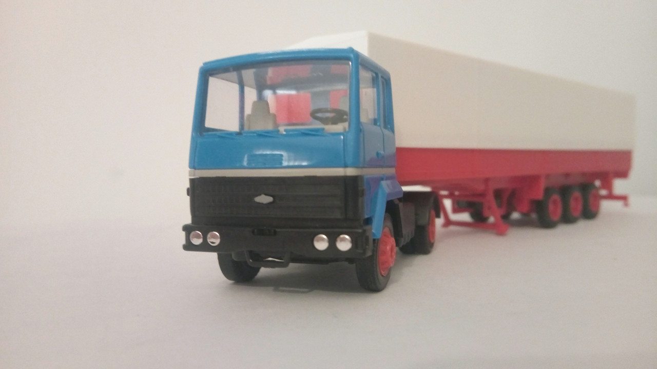 Mac (8939)