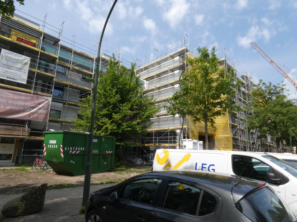 P1020208