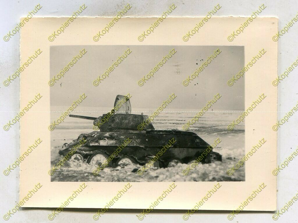 Foto, 5.Pz.Regiment 7, zerstörter Panzer T34, Russland, 15