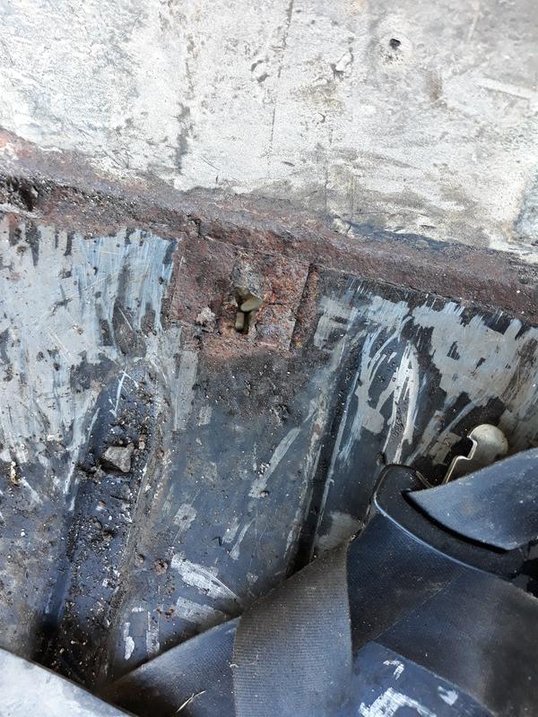 15455632909765153973028816924242