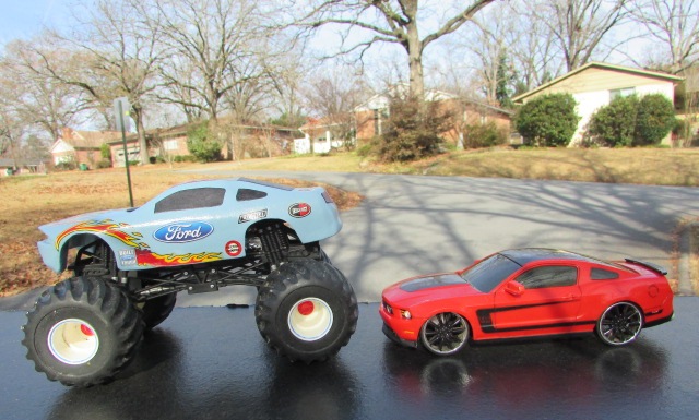 2012-Ford-Mustang-Boss-302-Monster-Jam-0