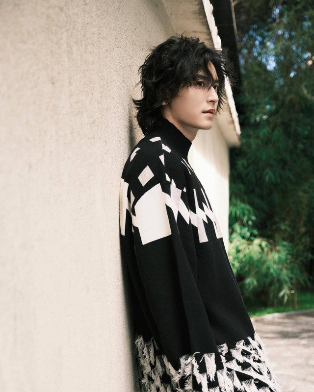 6ad49c2egy1hjuq317900j21401e0n2k