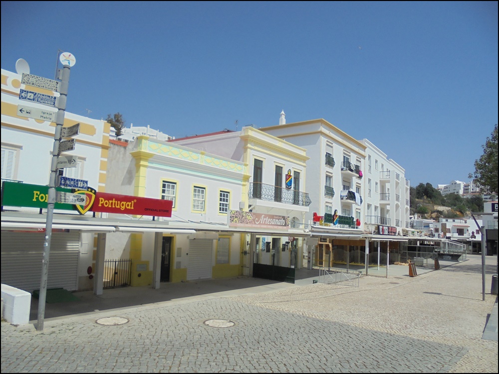 Albufeira-old-town-centre-040421-4